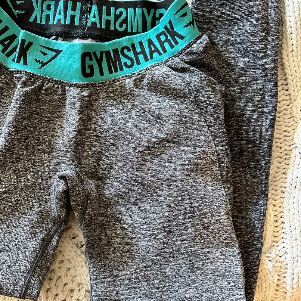 - Gymshark Seamless Leggings